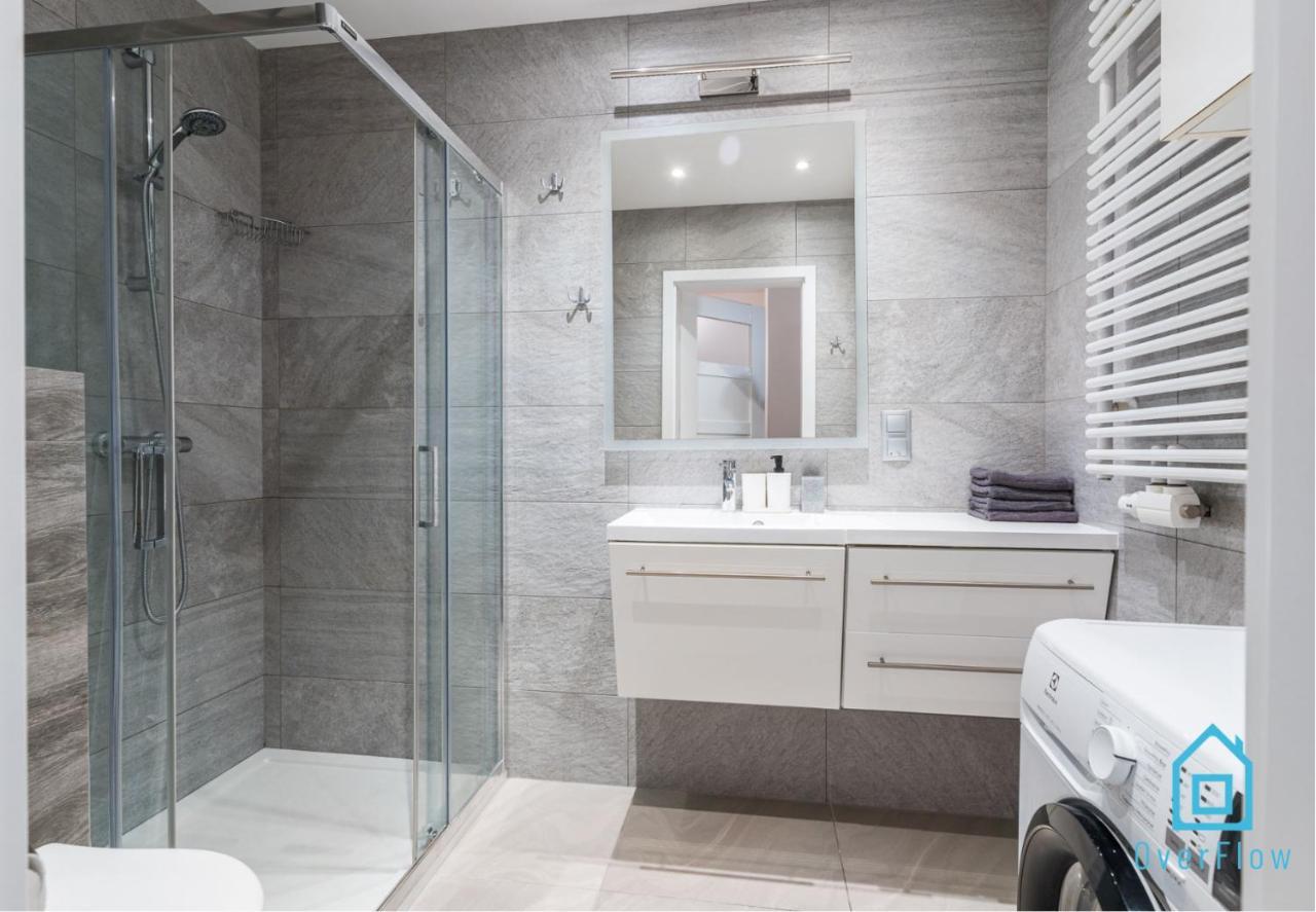 Core Room - Charming Place, 5 Minutes To Gdansk Old Town Bagian luar foto